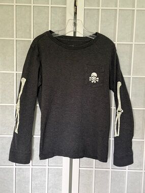 Vineyard Vines Kids Long-Sleeve Tee Glow on the Dark Skull & Bone Prints Size 6